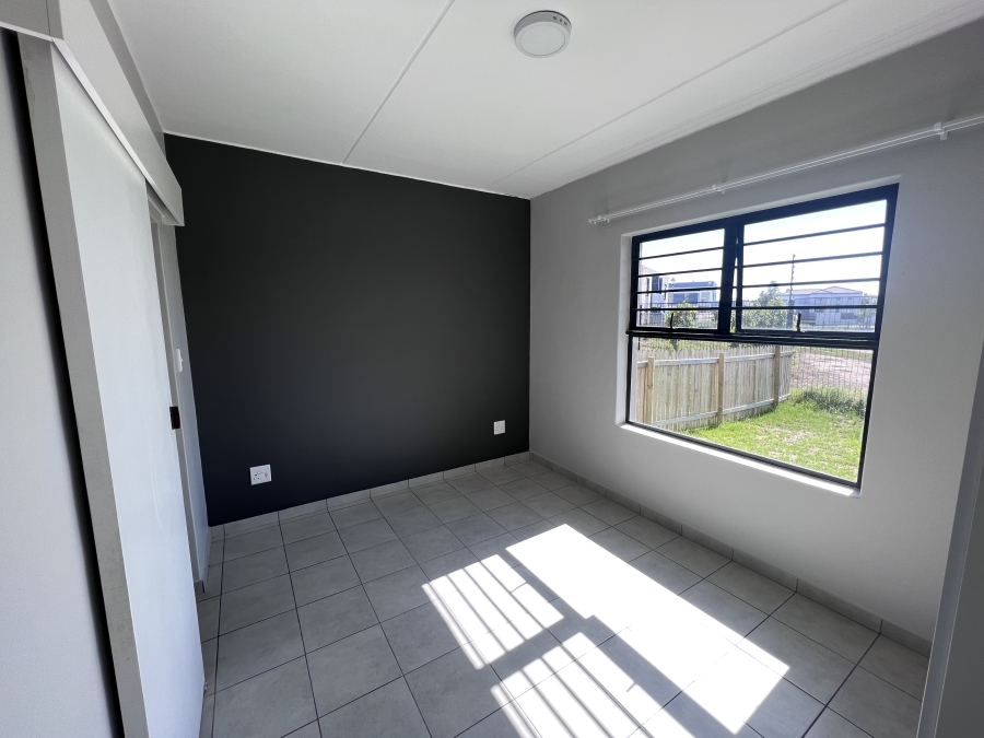 To Let 2 Bedroom Property for Rent in Parklands North Western Cape